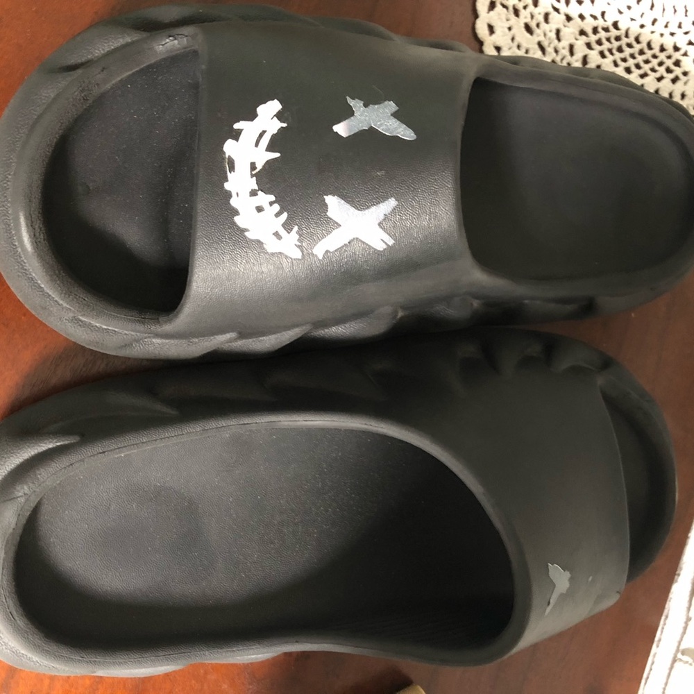 SHEIN MENS SLIDE - Picture 6 of 9